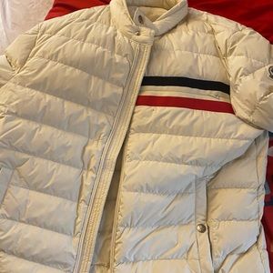 A light weight Moncler puffer in great condition.
